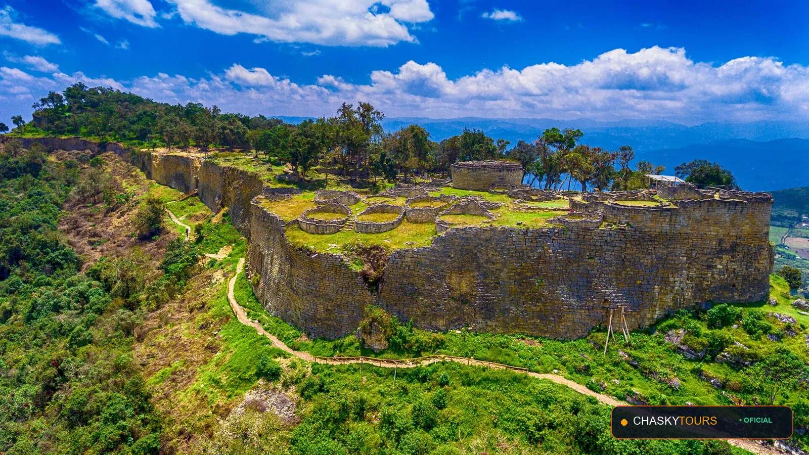 Fortaleza Monumental de Kuélap foto 1