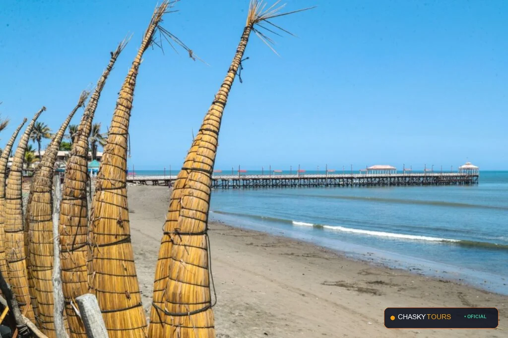 Mirador Turístico Natural de Huanchaco foto 2