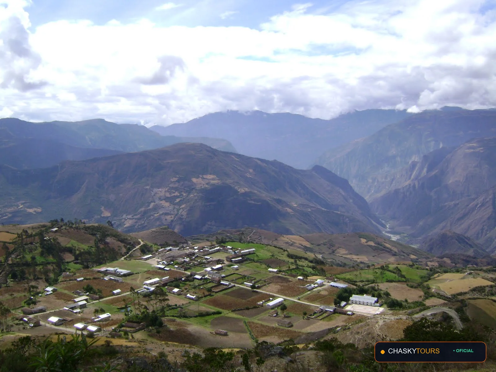 Mirador Turístico Natural de Huasmin