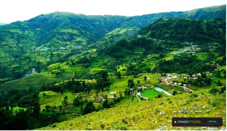 Mirador Turístico Natural de Huatasani