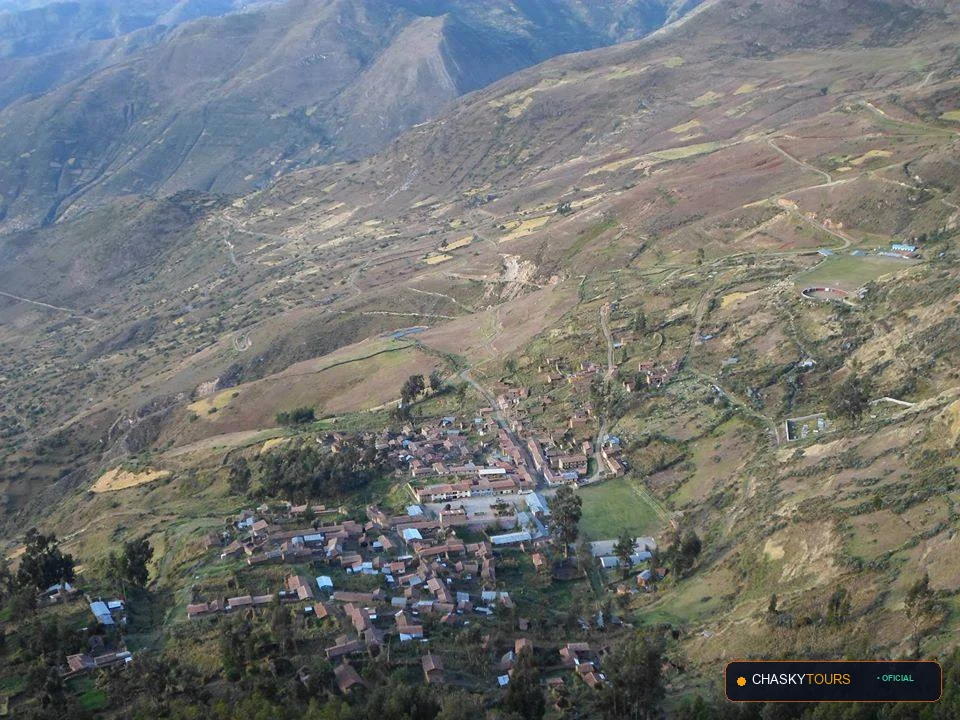 Mirador Turístico Natural de Huayllati foto 4