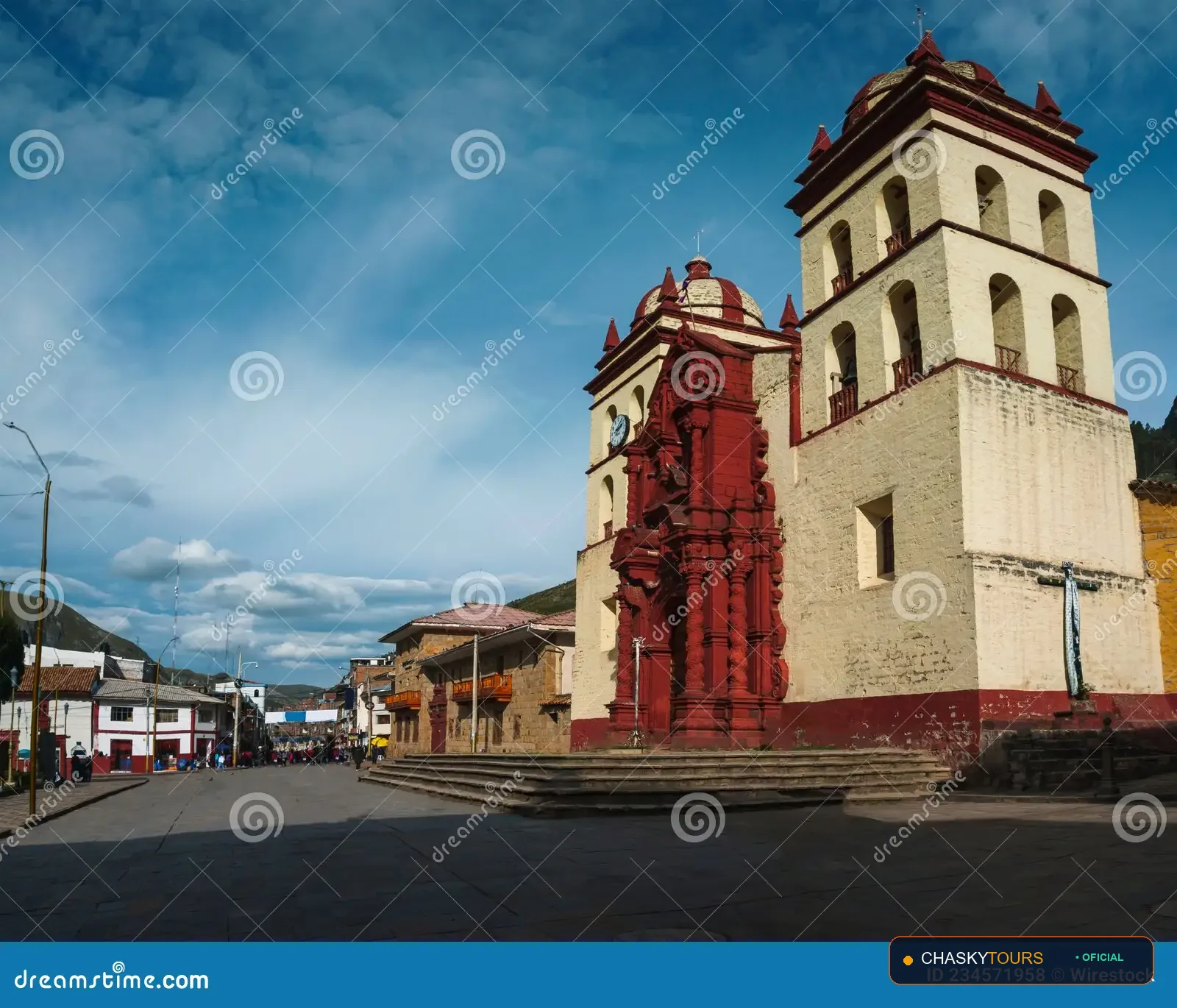 Plaza Mayor y Templo Matriz de Acraquia foto 2