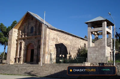 Plaza Mayor y Templo Matriz de Arapa foto 1