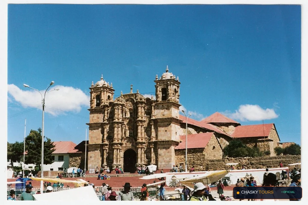 Plaza Mayor y Templo Matriz de Asillo foto 1