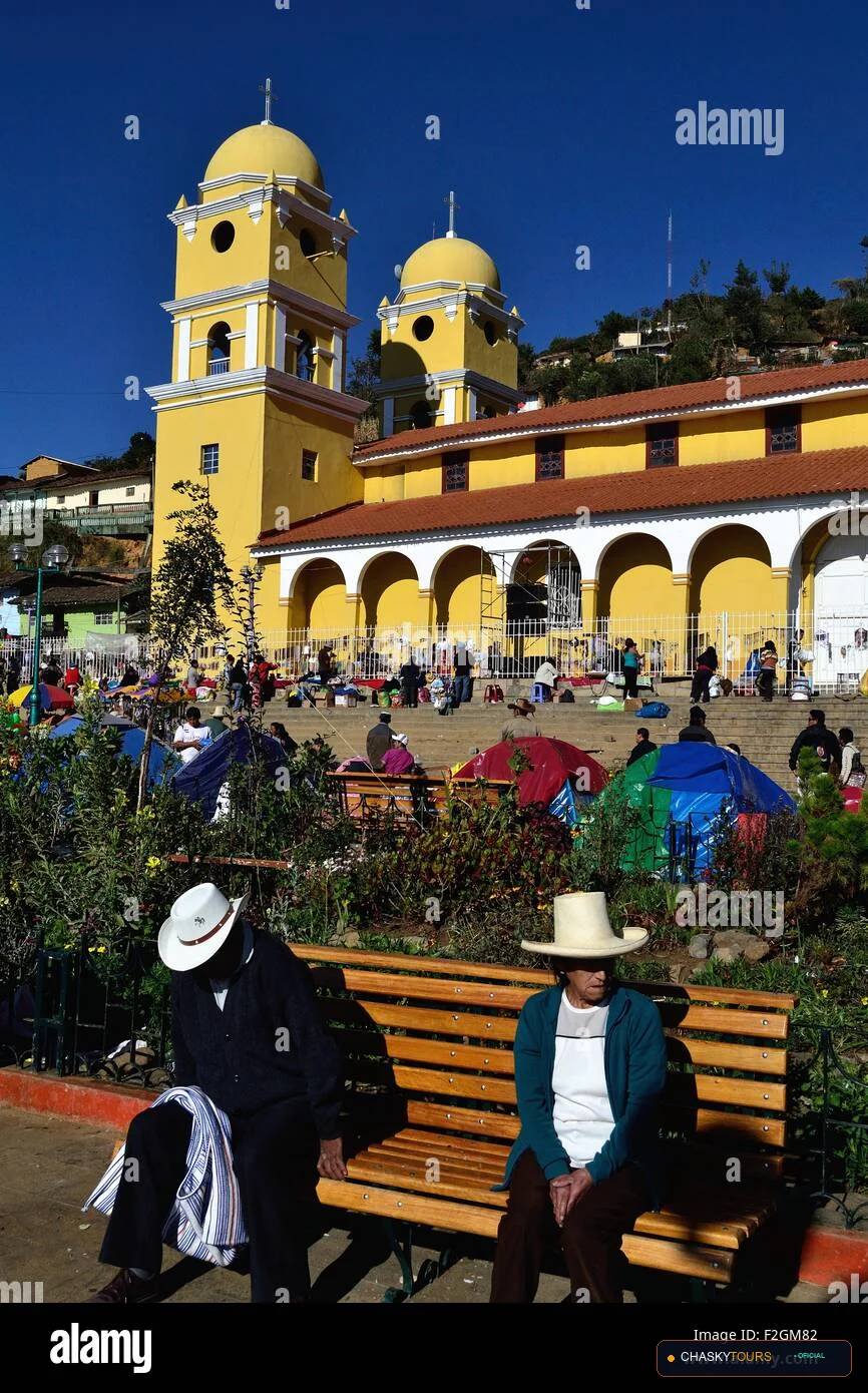 Plaza Mayor y Templo Matriz de Ayabaca