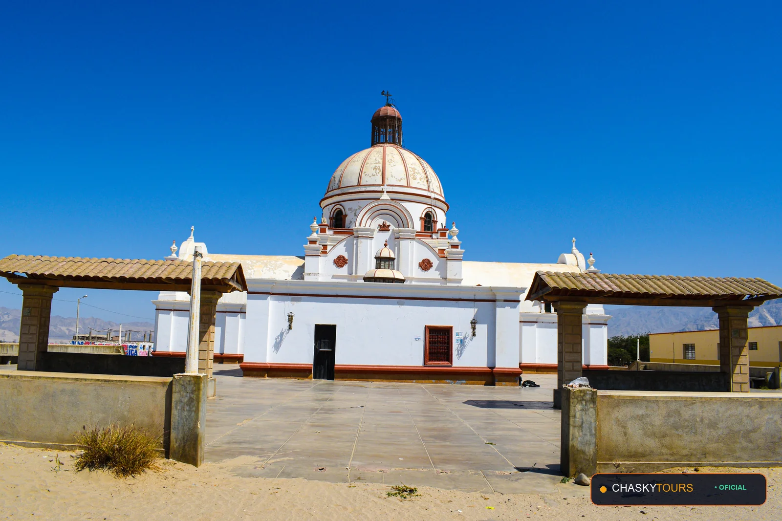Plaza Mayor y Templo Matriz de Ayauca foto 1