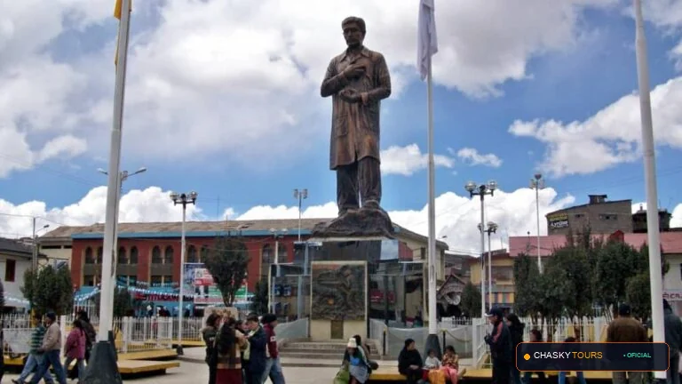 Plaza Mayor y Templo Matriz de Chacayan foto 1