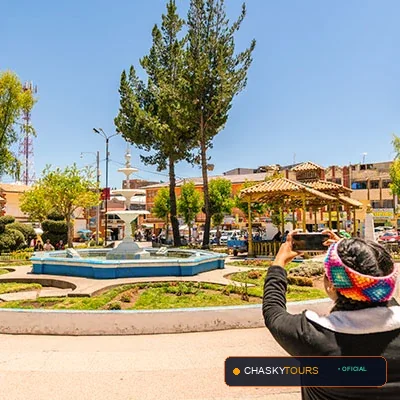 Plaza Mayor y Templo Matriz de Chambara