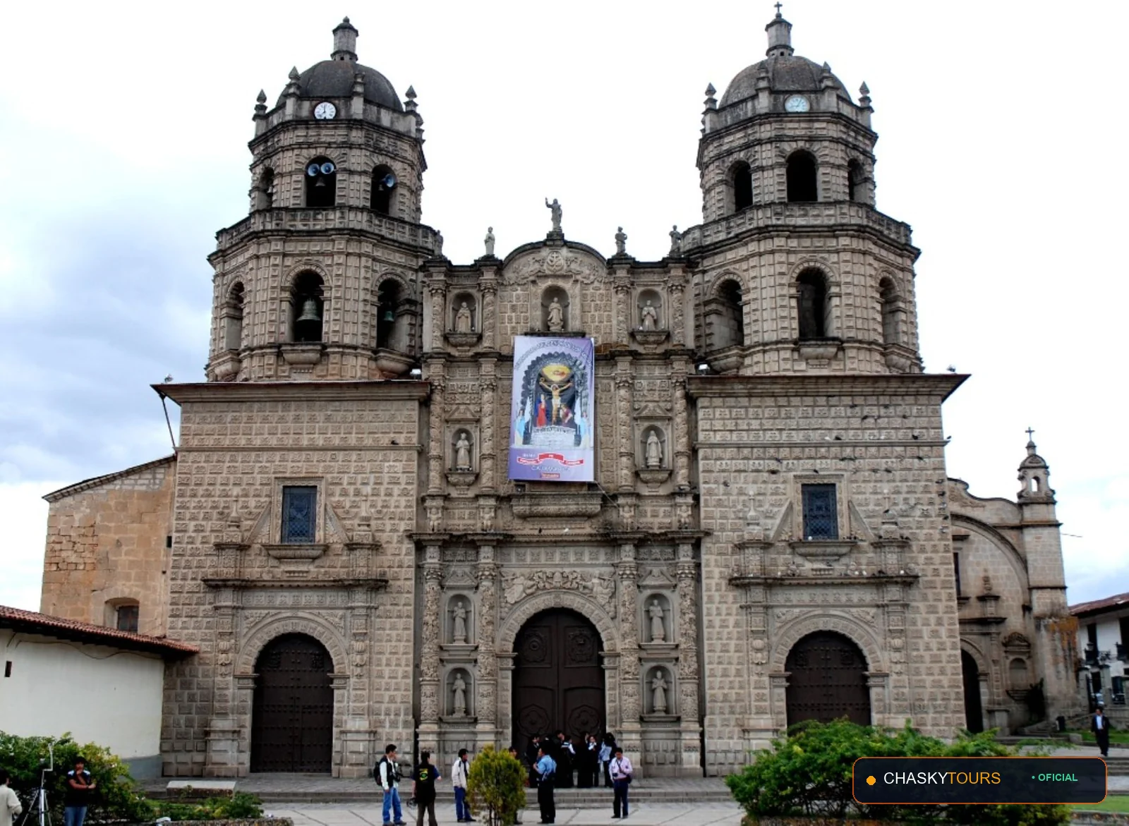 Plaza Mayor y Templo Matriz de Chetilla foto 1