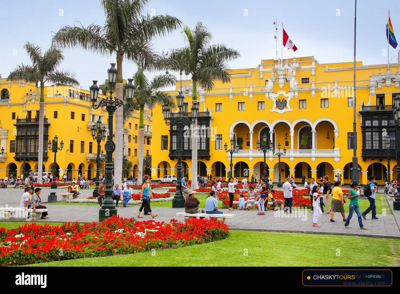 Plaza Mayor y Templo Matriz de Chorrillos