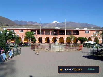 Plaza Mayor y Templo Matriz de Corongo