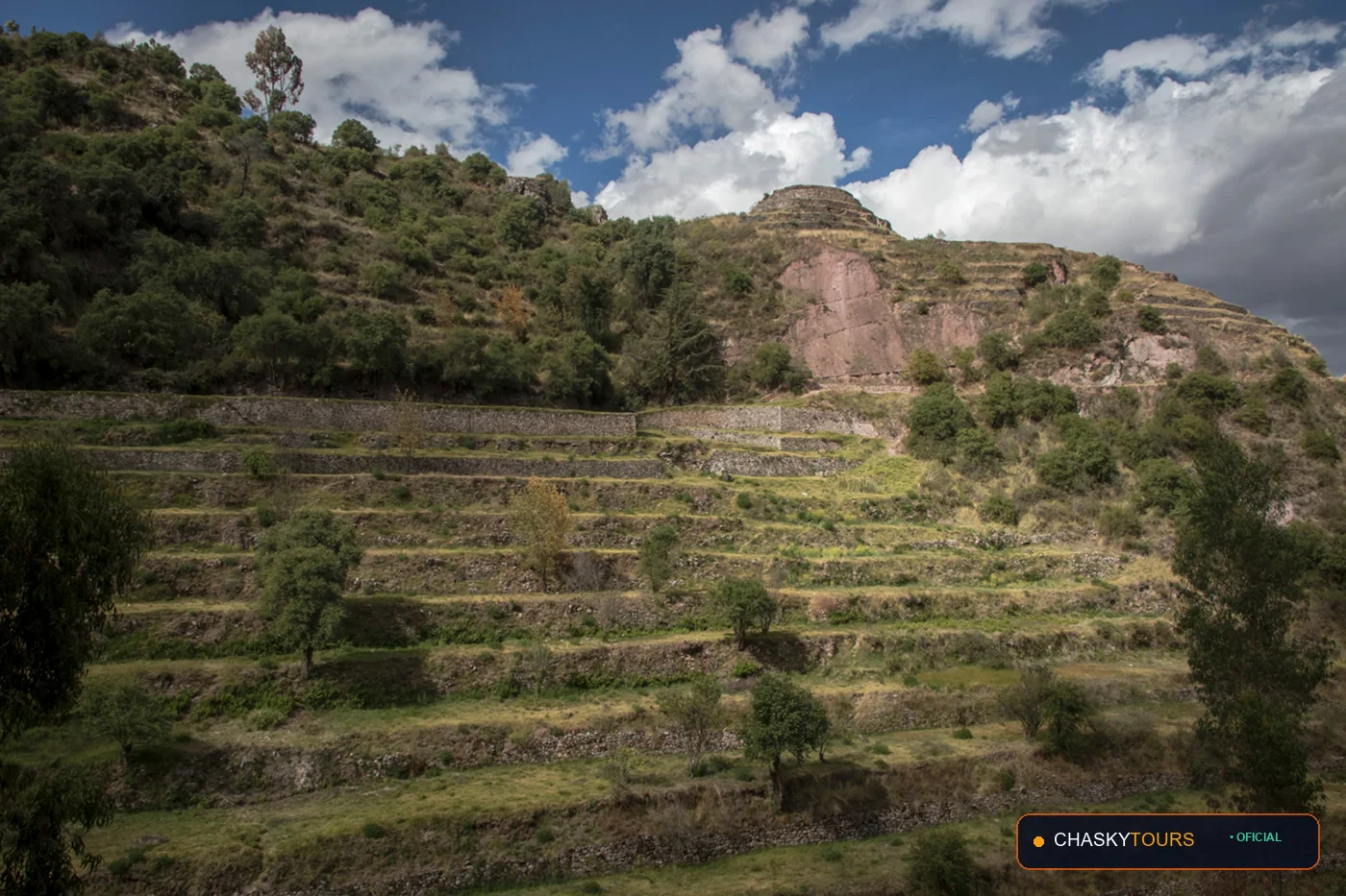 Plaza Mayor y Templo Matriz de Huacaqa foto 3