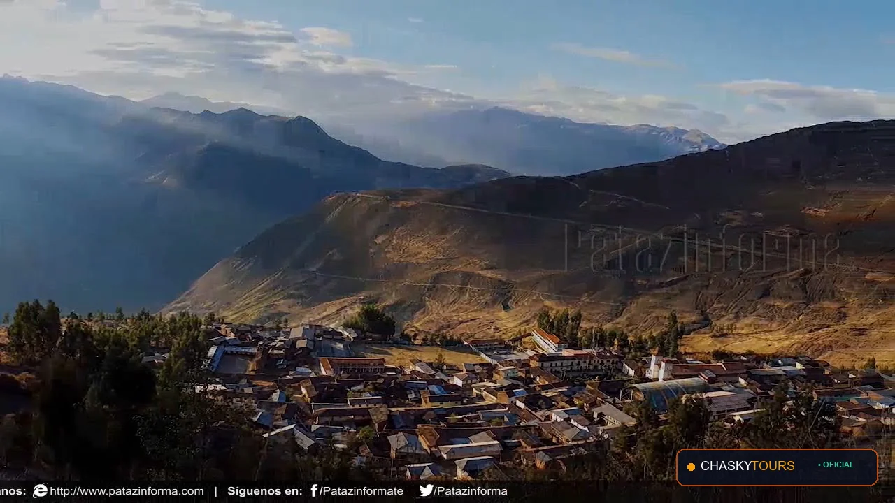 Plaza Mayor y Templo Matriz de Huancaspata foto 4
