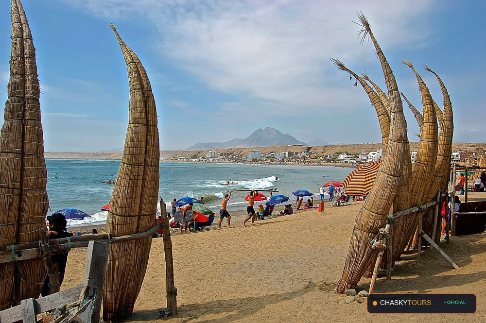 Plaza Mayor y Templo Matriz de Huanchaco foto 4
