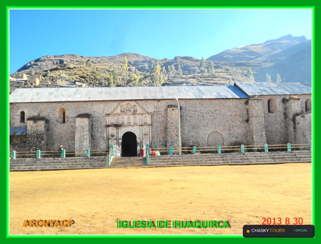 Plaza Mayor y Templo Matriz de Huaquirca foto 1