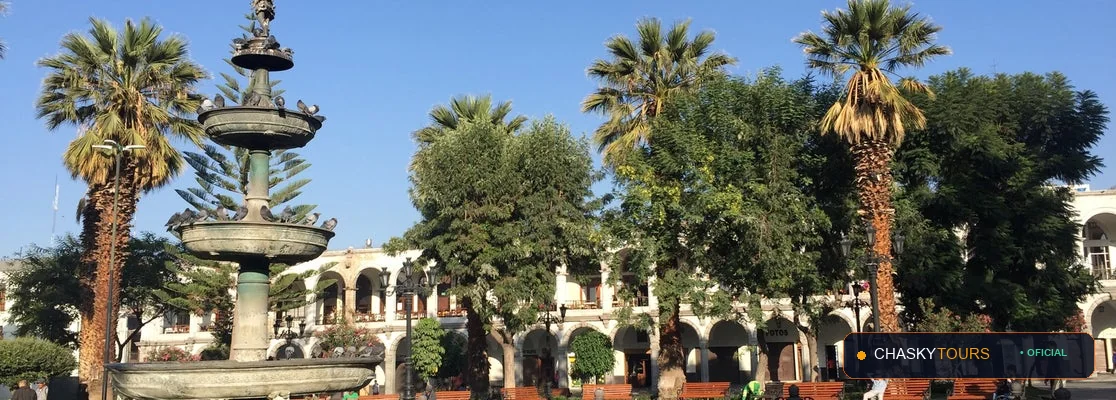 Plaza Mayor y Templo Matriz de La Capilla