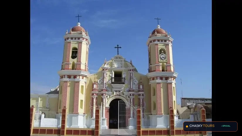 Plaza Mayor y Templo Matriz de Lagunas foto 1