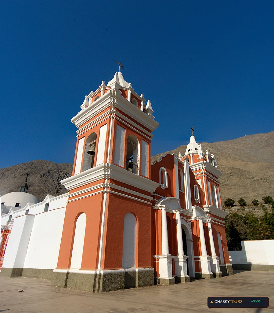 Plaza Mayor y Templo Matriz de Lunahuana foto 1