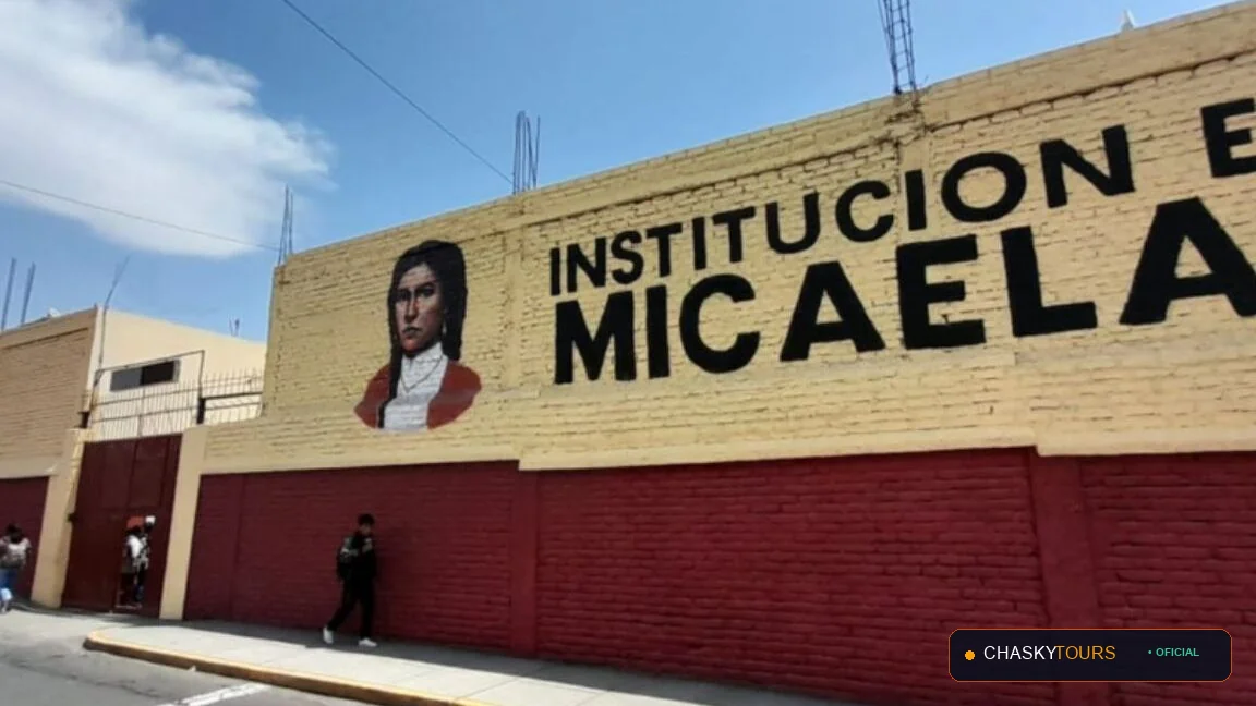 Plaza Mayor y Templo Matriz de Micaela Bastidas foto 1