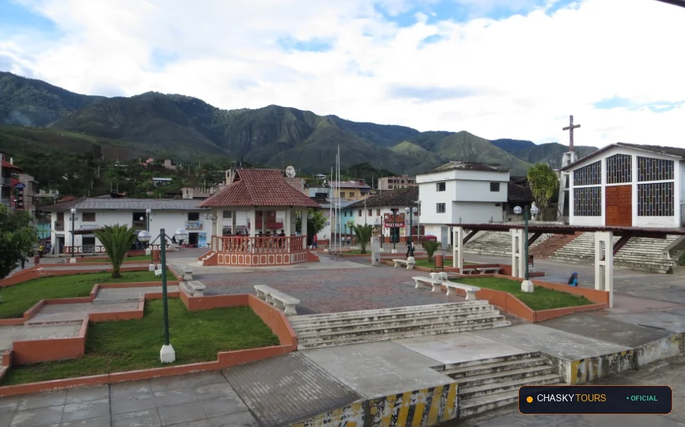 Plaza Mayor y Templo Matriz de Milpuc foto 1