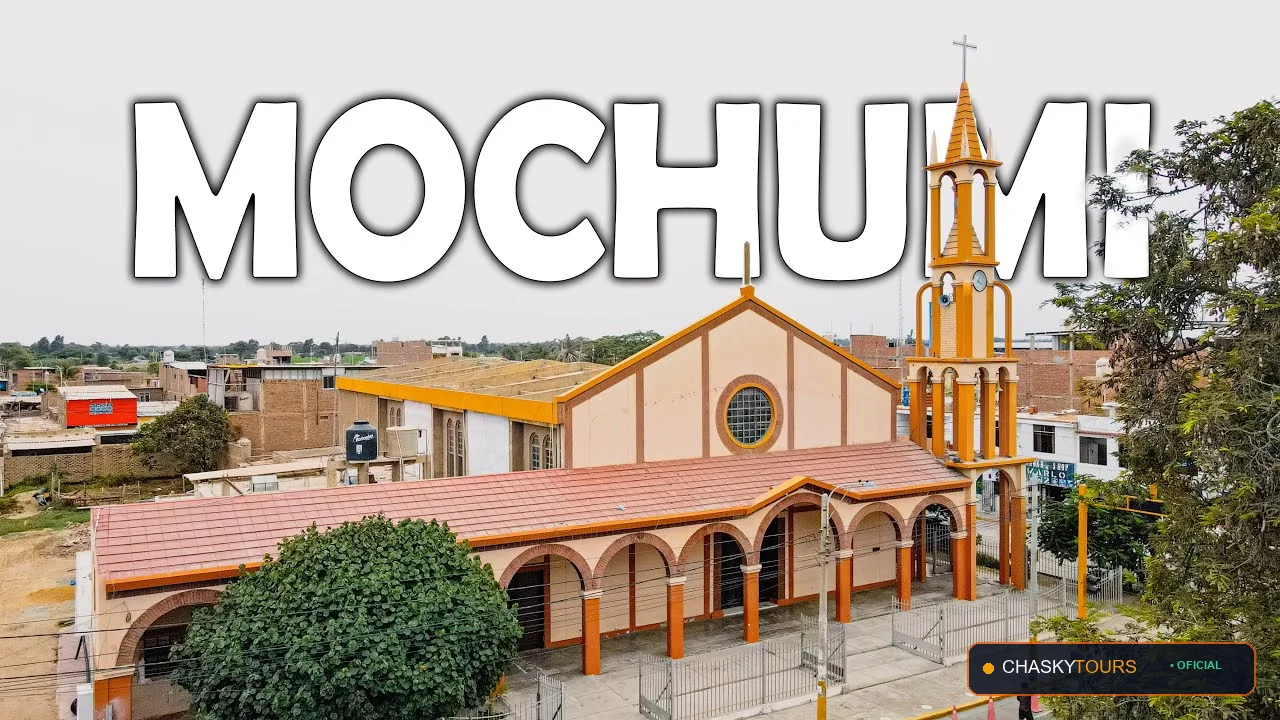 Plaza Mayor y Templo Matriz de Mochumi foto 1