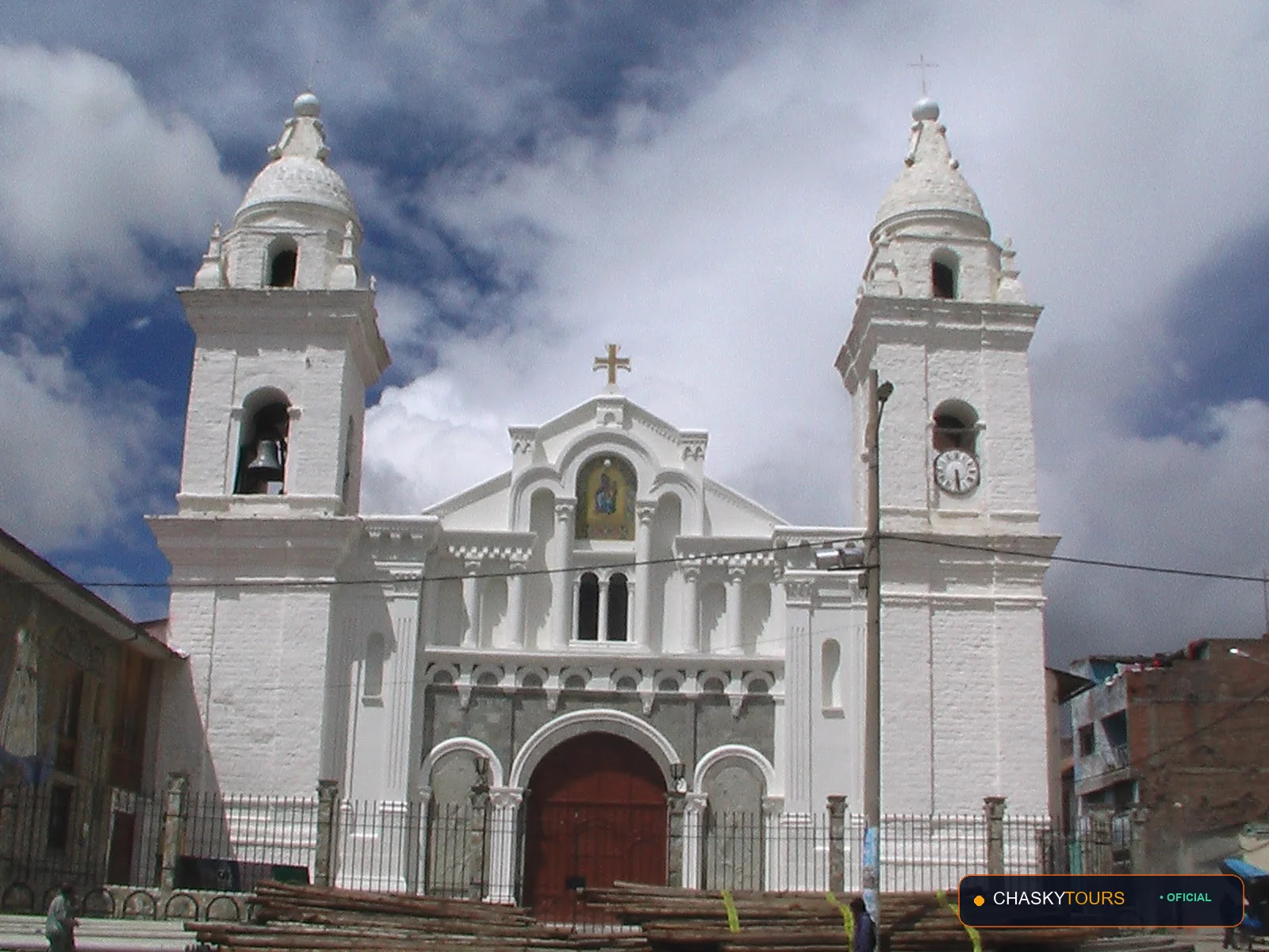 Plaza Mayor y Templo Matriz de Molinos foto 1