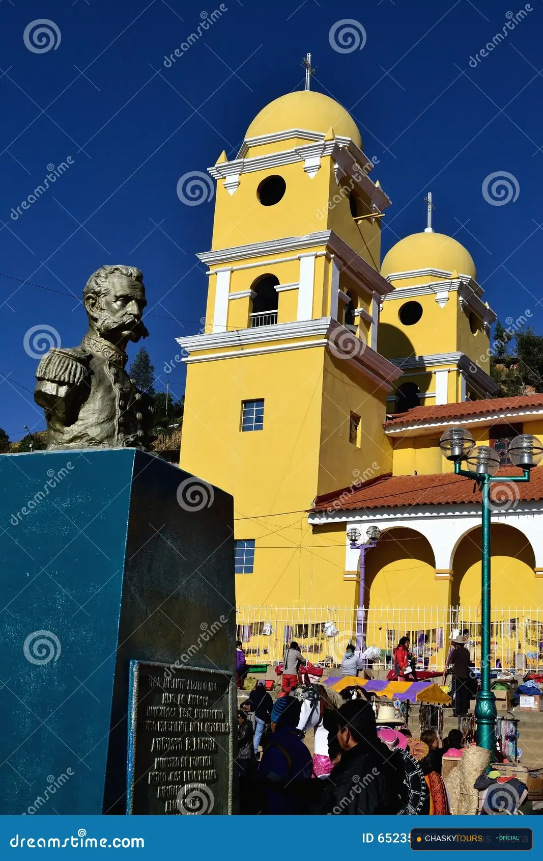 Plaza Mayor y Templo Matriz de Montero foto 1