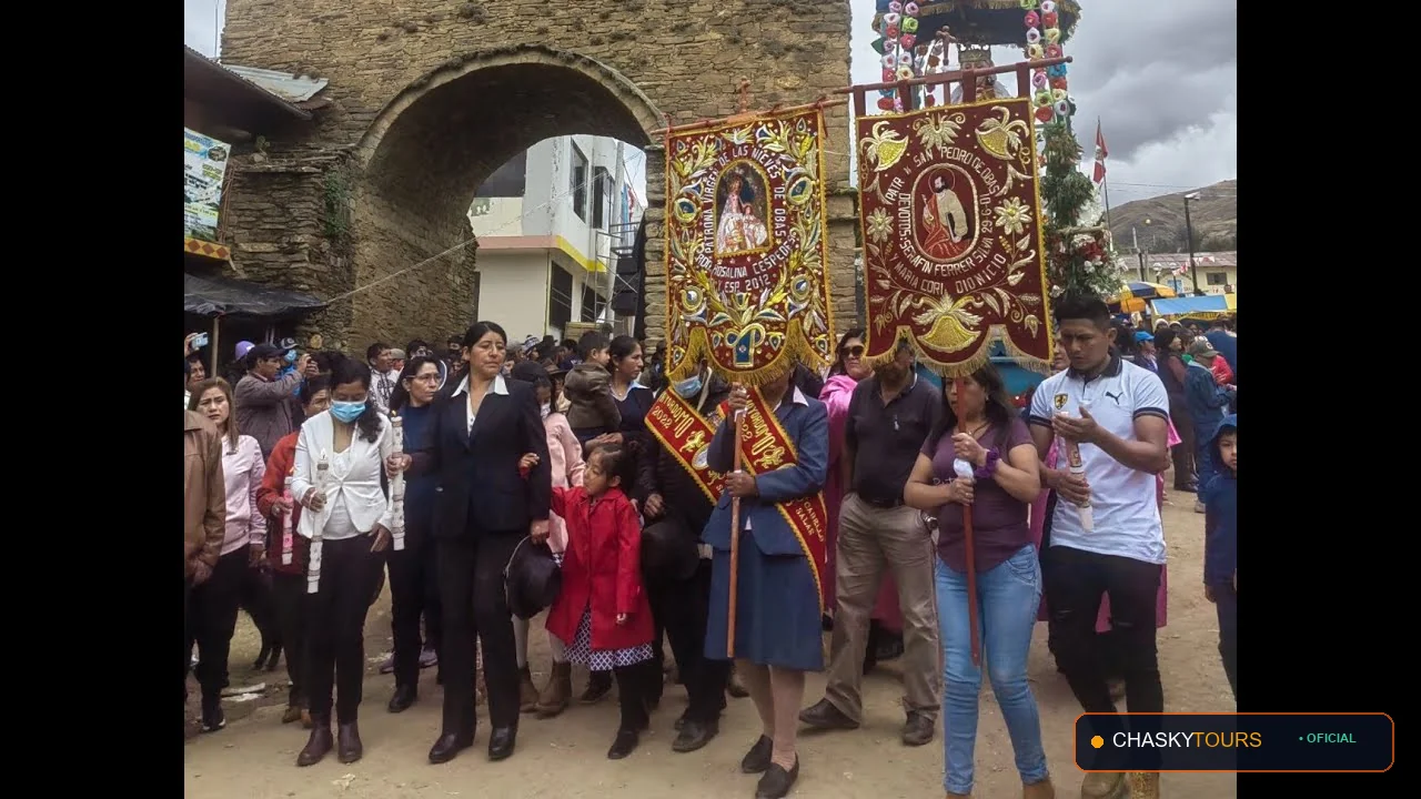Plaza Mayor y Templo Matriz de Obas foto 1