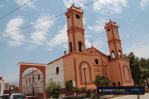Plaza Mayor y Templo Matriz de Olmos foto 1