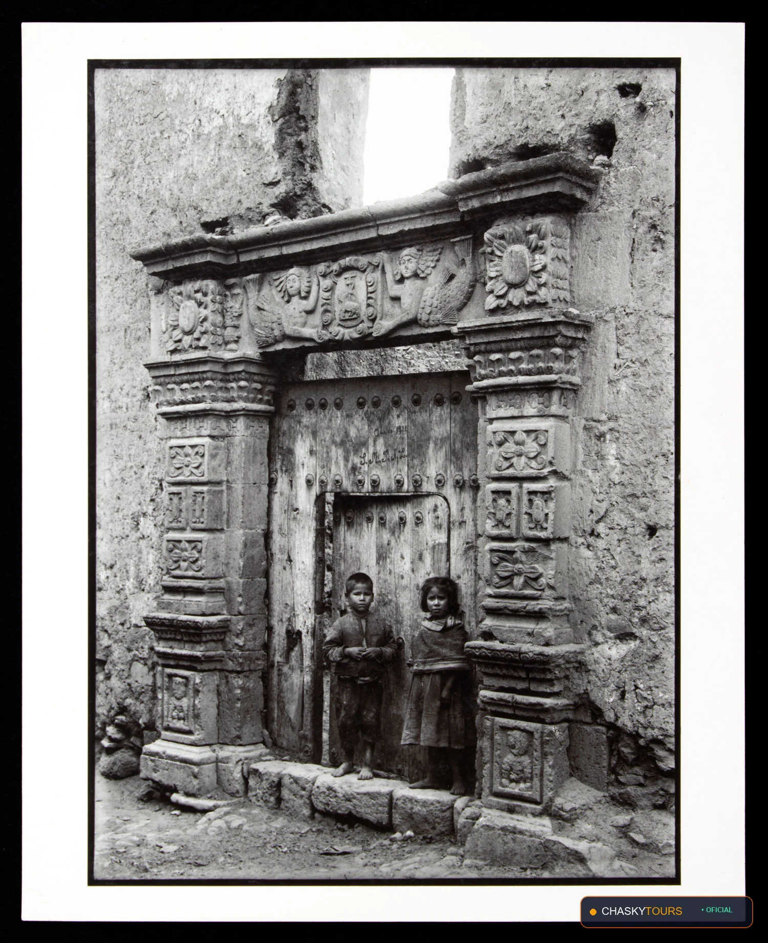 Plaza Mayor y Templo Matriz de Oropesa foto 2