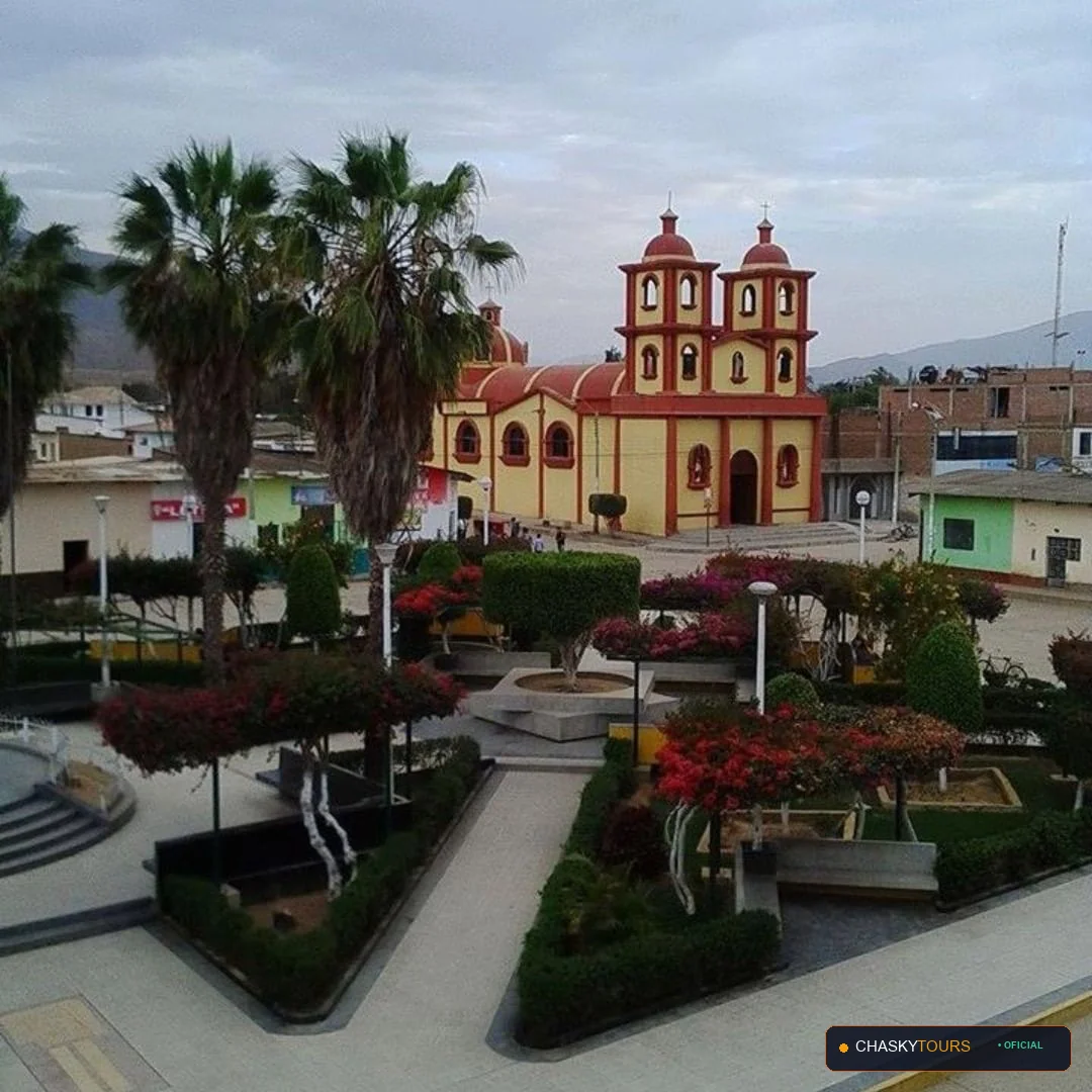 Plaza Mayor y Templo Matriz de Oyotun foto 1