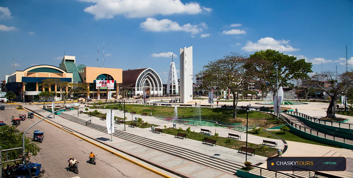 Plaza Mayor y Templo Matriz de Padre Marquez
