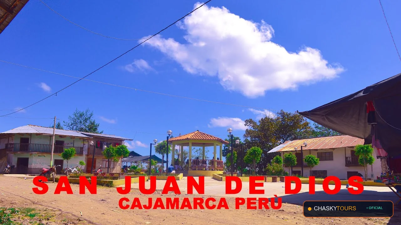 Plaza Mayor y Templo Matriz de Pulan foto 1