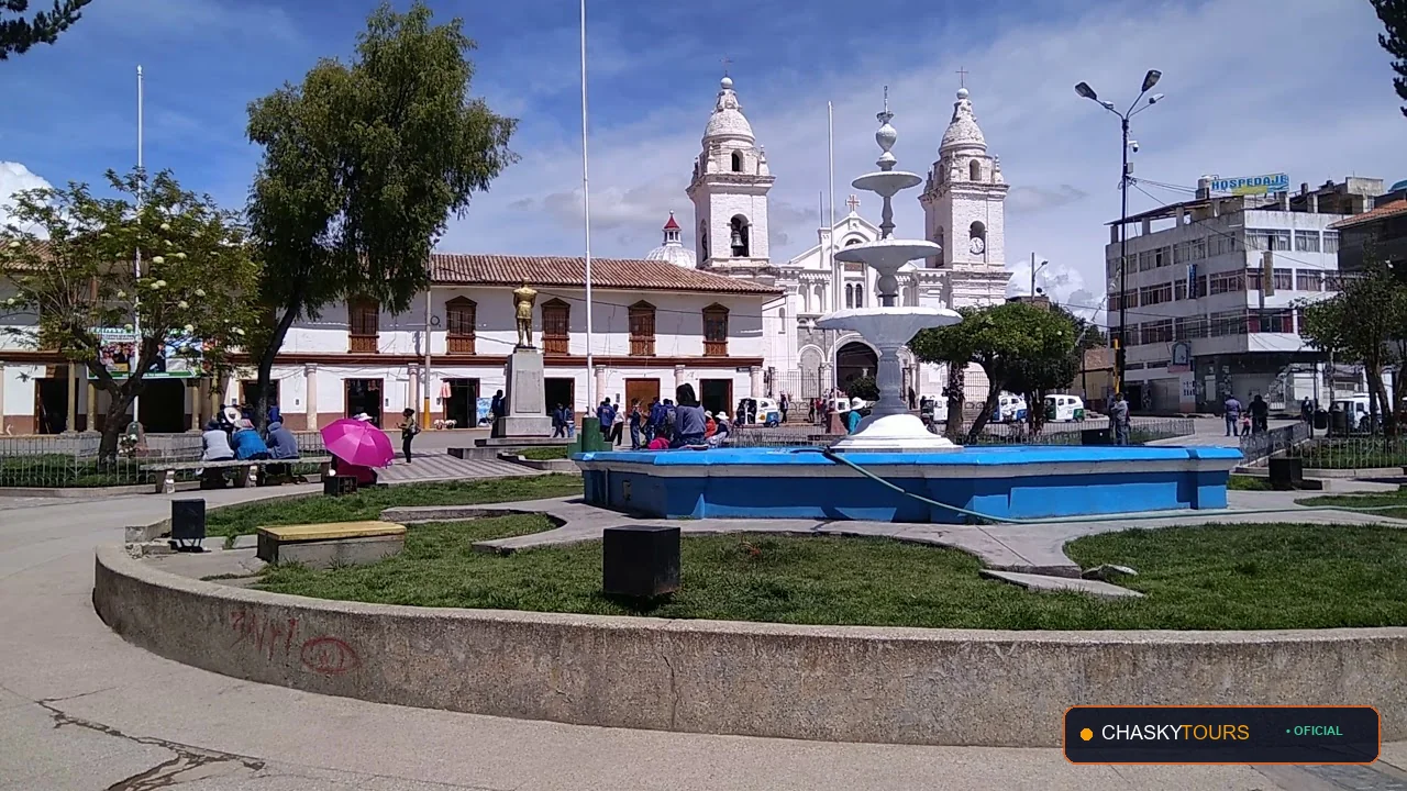 Plaza Mayor y Templo Matriz de San Lorenzo