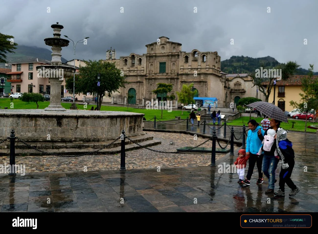 Plaza Mayor y Templo Matriz de Santa Catalina