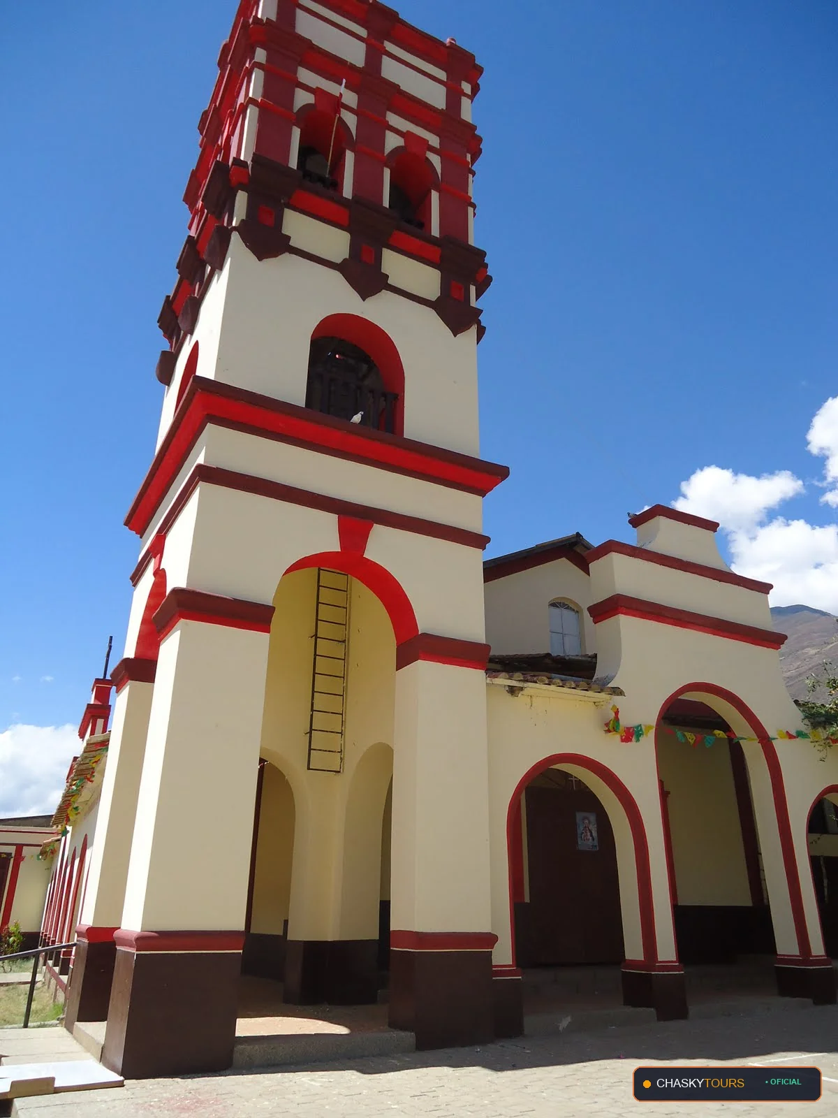 Plaza Mayor y Templo Matriz de Santa Maria Del Valle foto 1