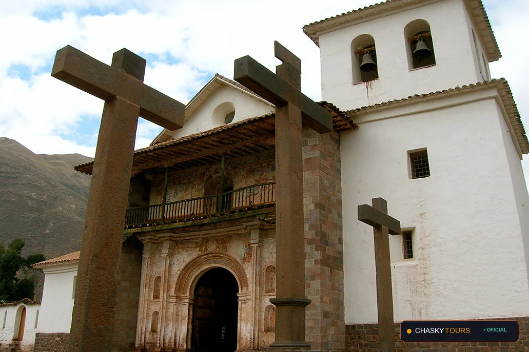 Plaza Mayor y Templo Matriz de Secclla foto 1