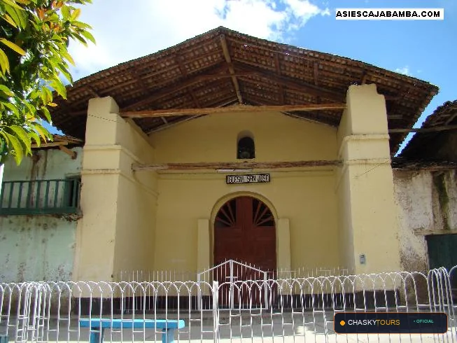 Plaza Mayor y Templo Matriz de Sitacocha foto 1