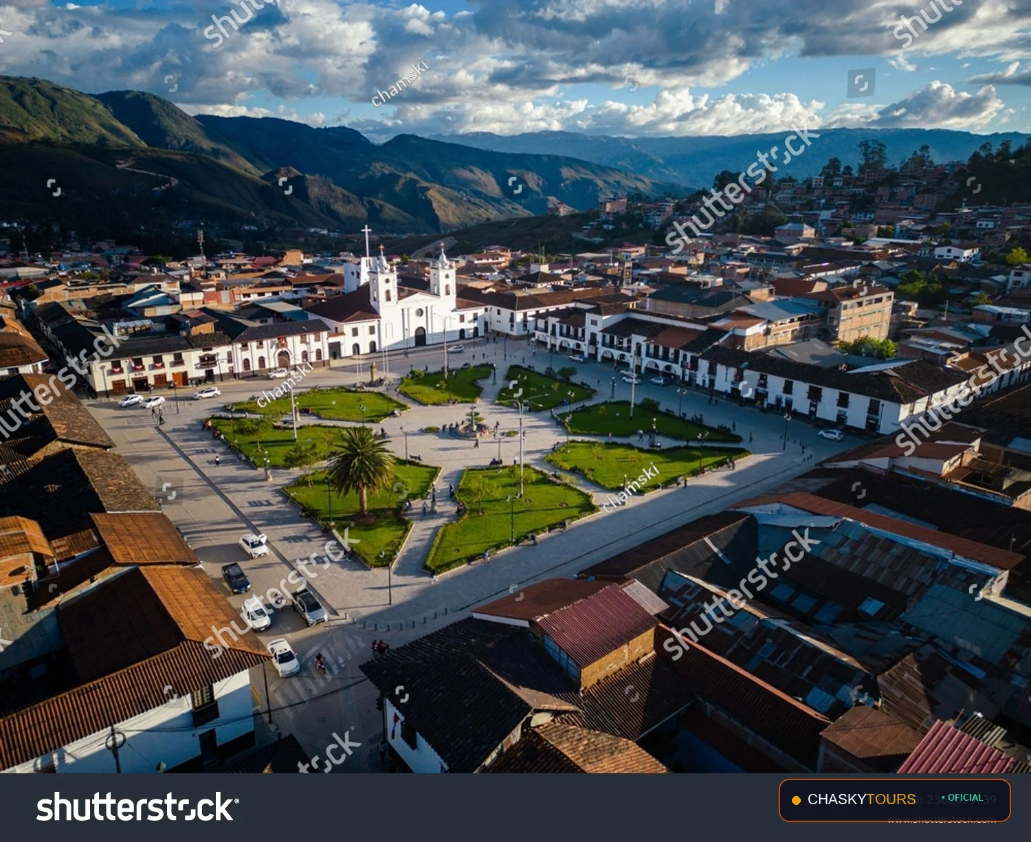 Plaza Mayor y Templo Matriz de Soloco