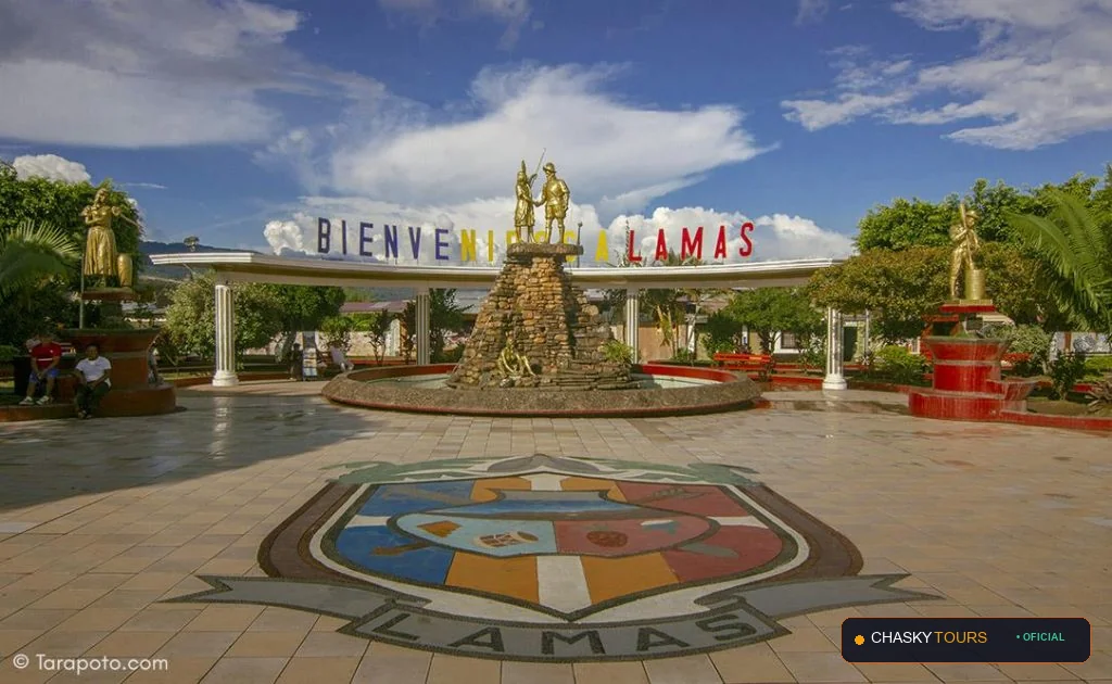 Plaza Mayor y Templo Matriz de Tabalosos