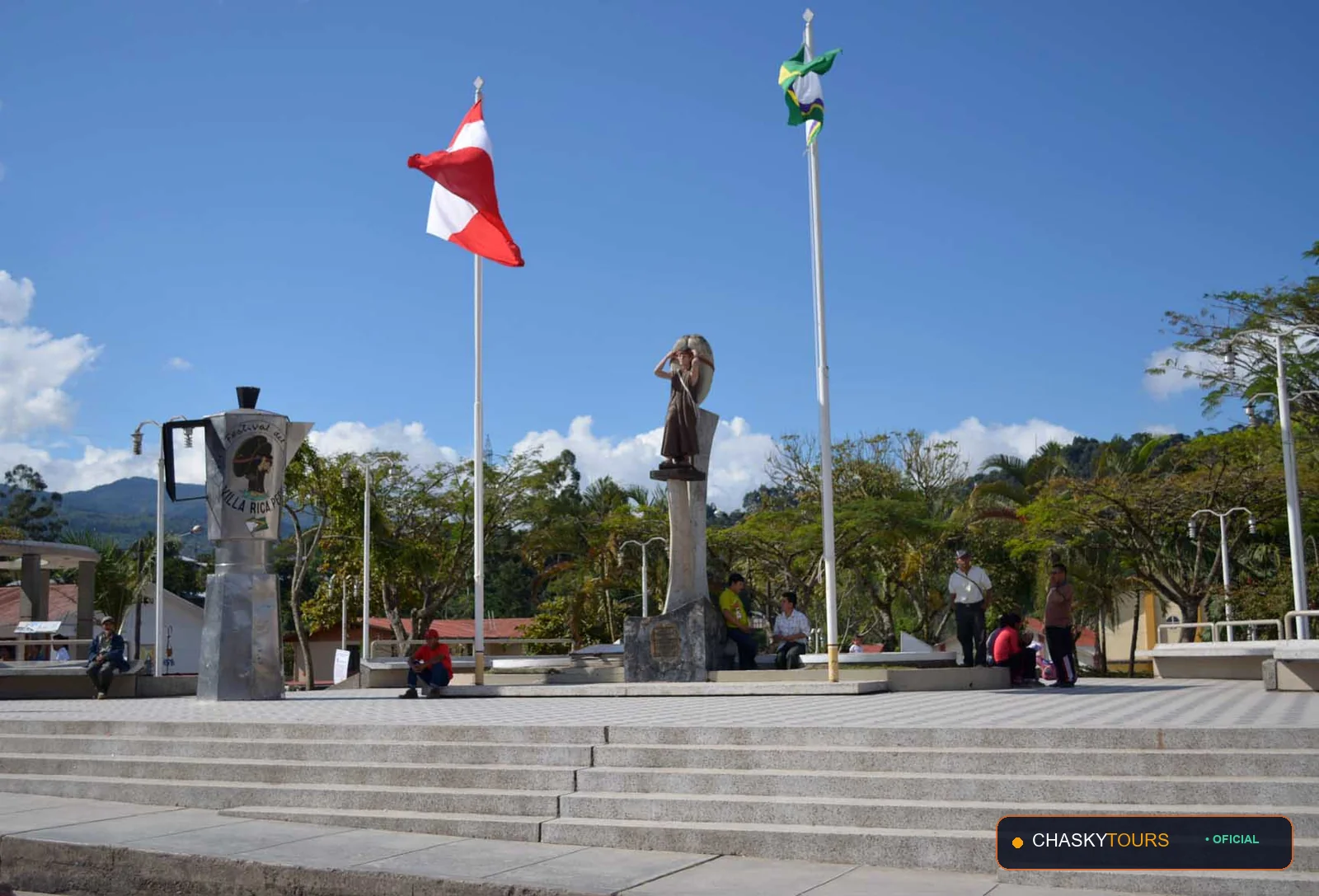Plaza Mayor y Templo Matriz de Villa Rica