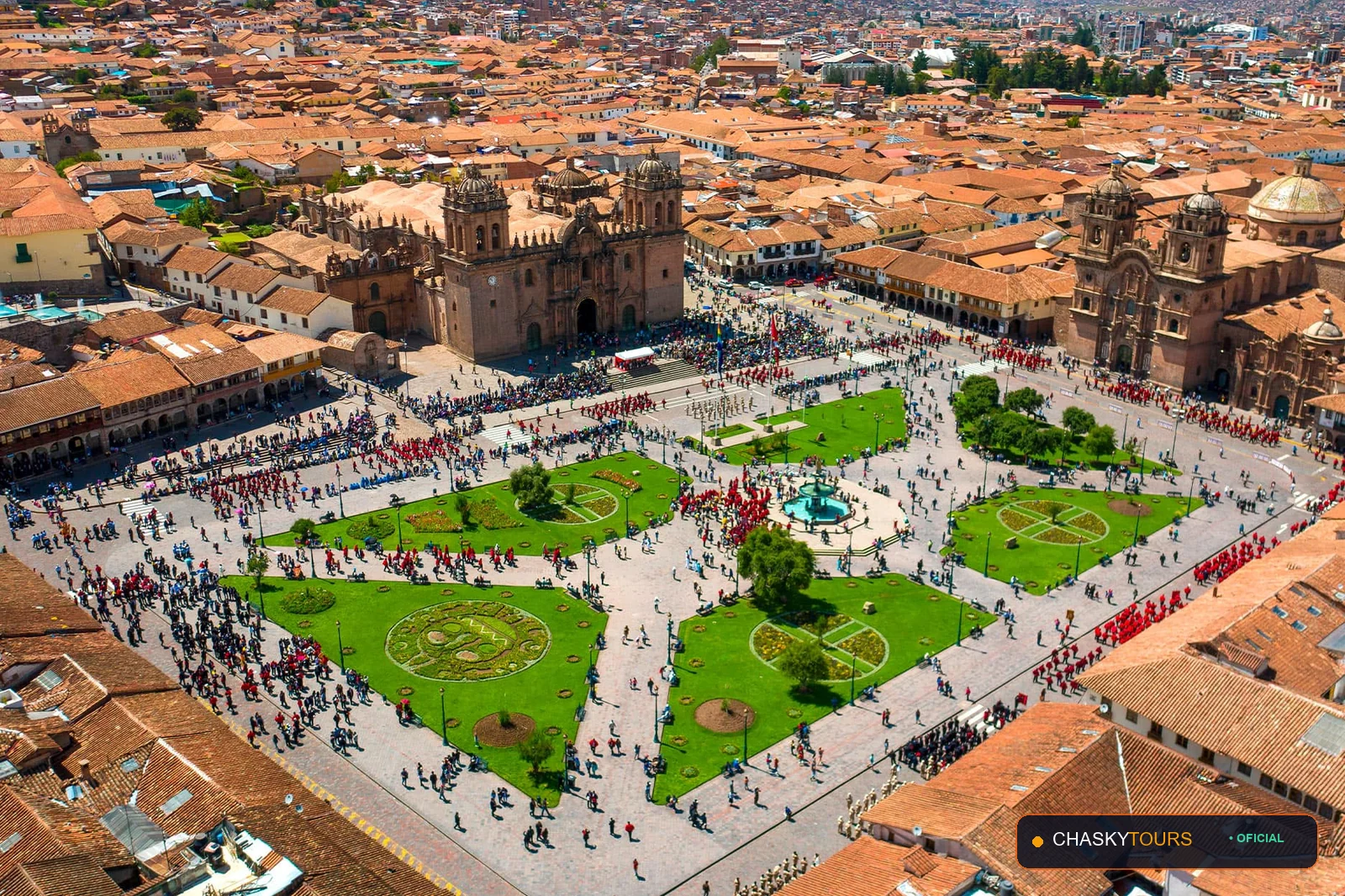 Plaza Mayor y Templo Matriz de Wanchaq