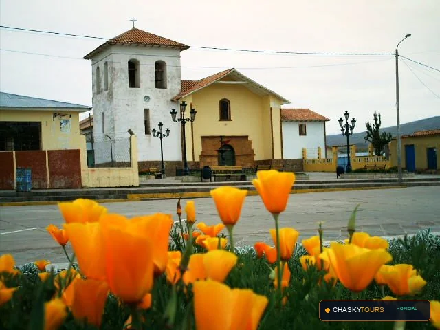 Plaza Mayor y Templo Matriz de Yanaoca foto 1
