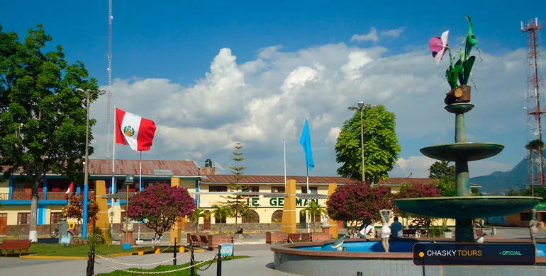 Plaza Mayor y Templo Matriz de Yantalo